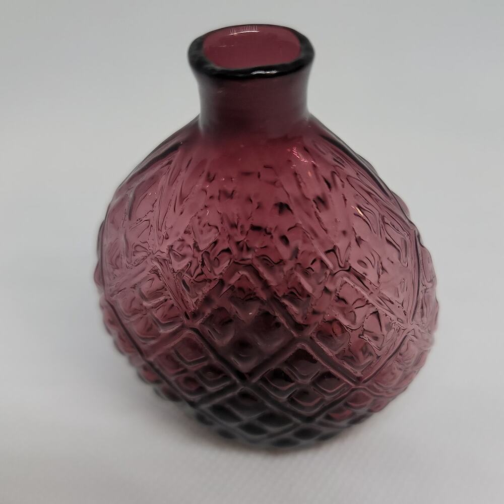 Amethyst 19th Century Hand Blown Diamond Pattern Perfume Bottle 2 5/8" tall